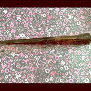 Luxie Small Contour Brush!!!